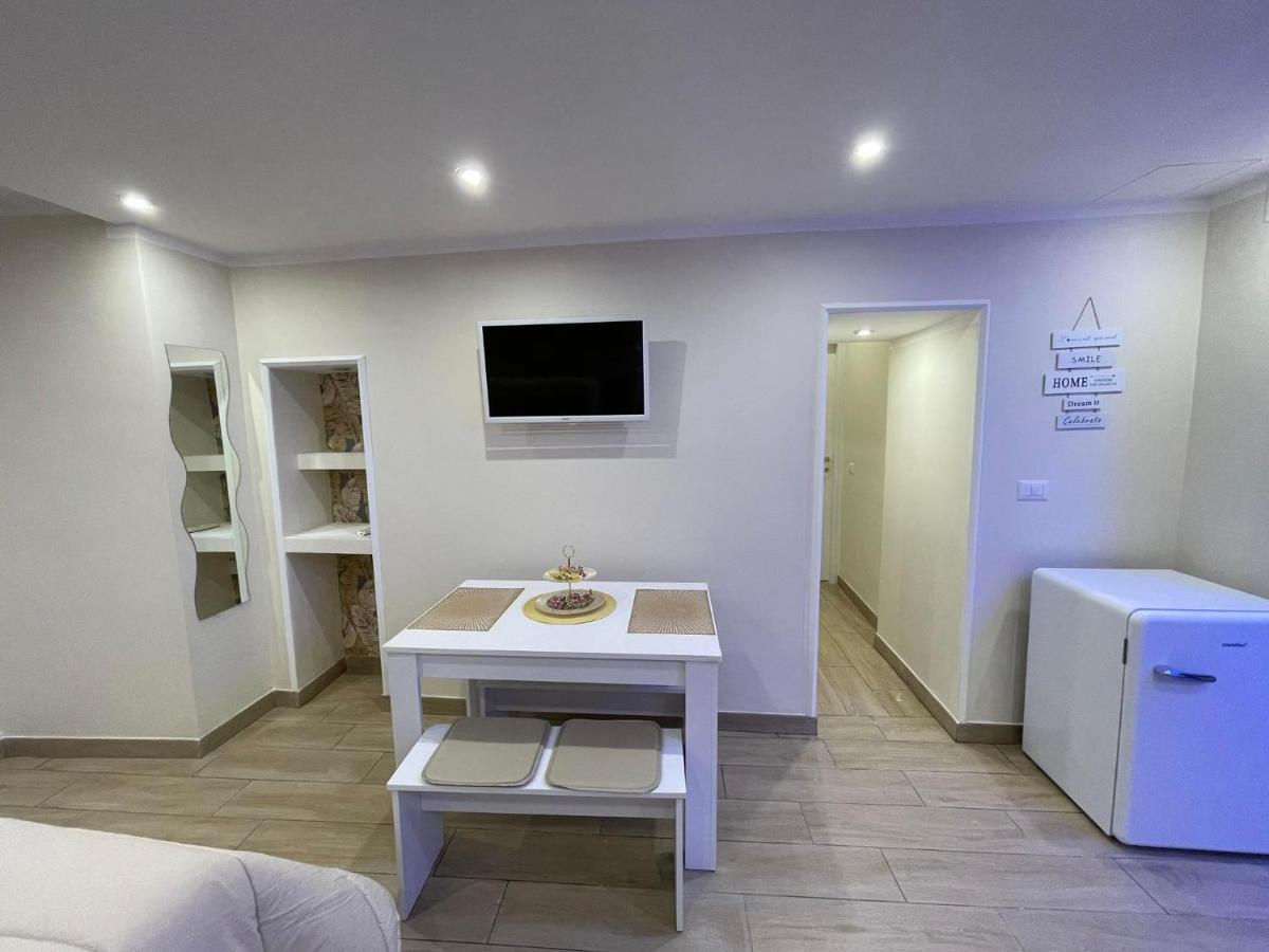 La Dimora Dei Sogni Sedil Capuano Home Suite Naples Exterior photo