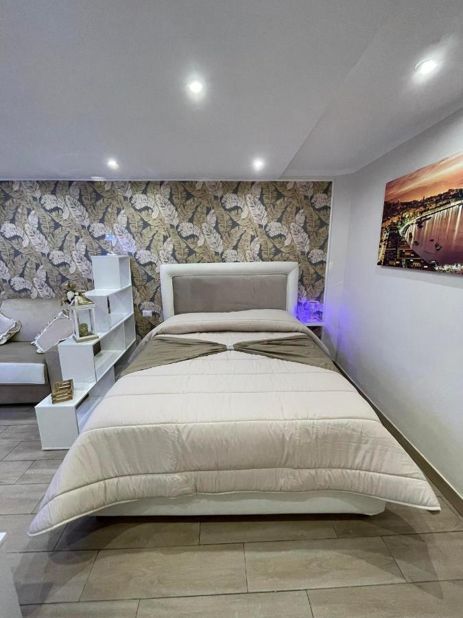 La Dimora Dei Sogni Sedil Capuano Home Suite Naples Exterior photo