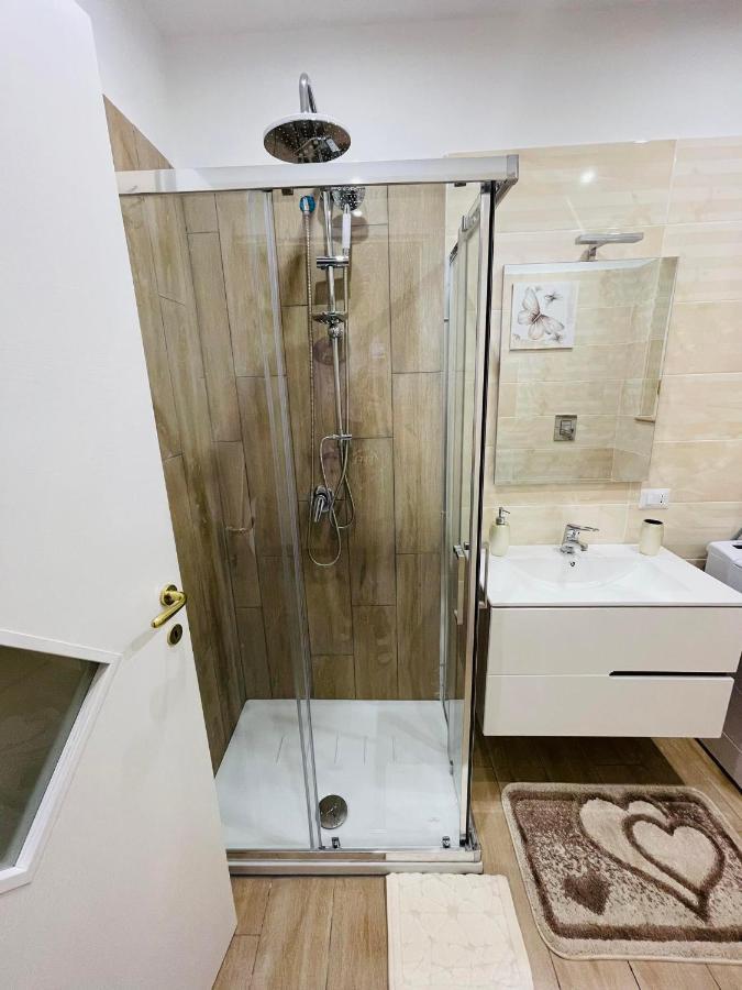 La Dimora Dei Sogni Sedil Capuano Home Suite Naples Exterior photo