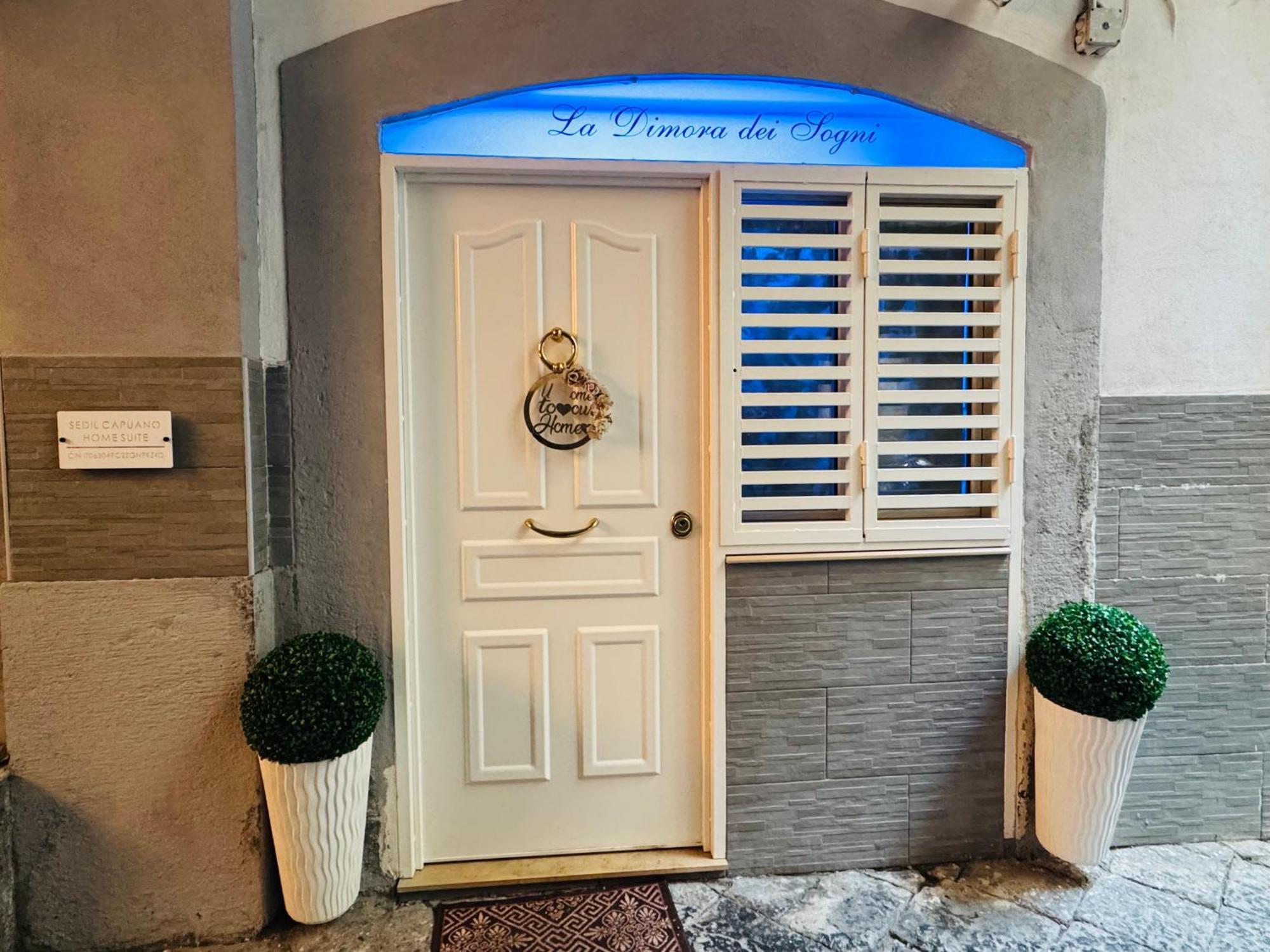 La Dimora Dei Sogni Sedil Capuano Home Suite Naples Exterior photo